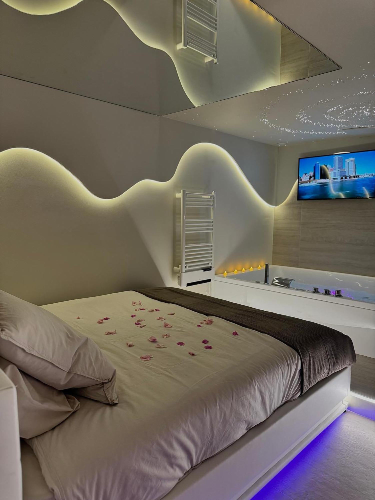 Spa Privatif - Love Room Luxe - Proche Disney Marles-en-Brie 外观 照片